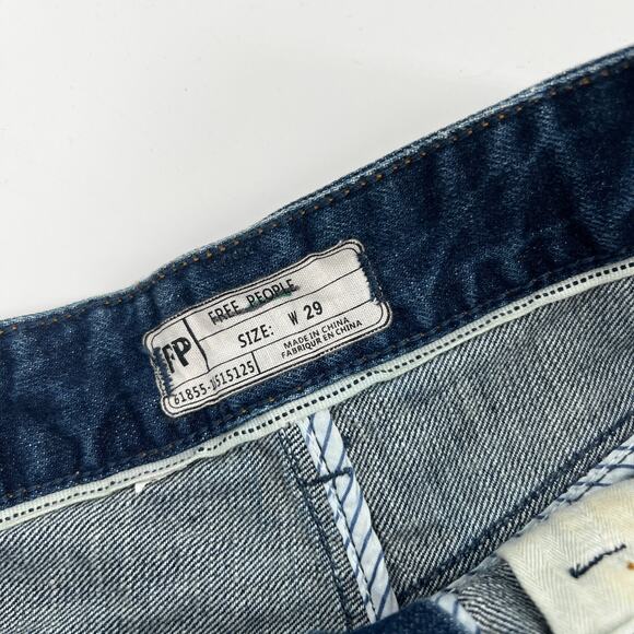 Free People Distressed Denim Cut-Off Shorts Size 29 - Picture 3 of 6